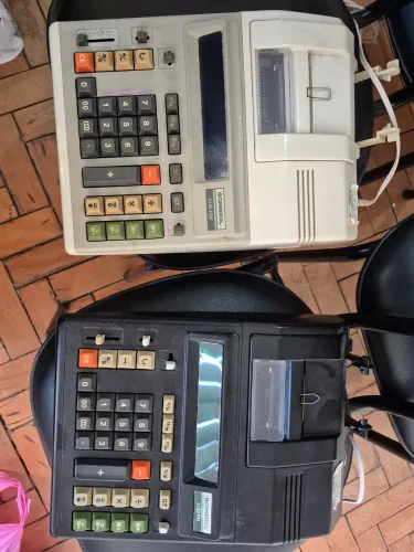 2 máquinas de calcular general