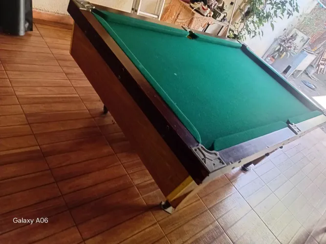 Vendo mesa de sinuca de pedra fone *
