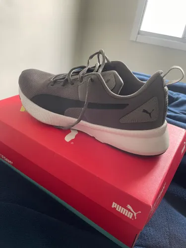 Tênis Puma runner 5 com NF e caixa