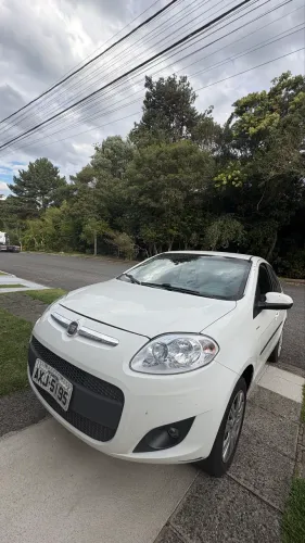 Fiat Palio Essence 1.6 Flex 16V 5P 2014