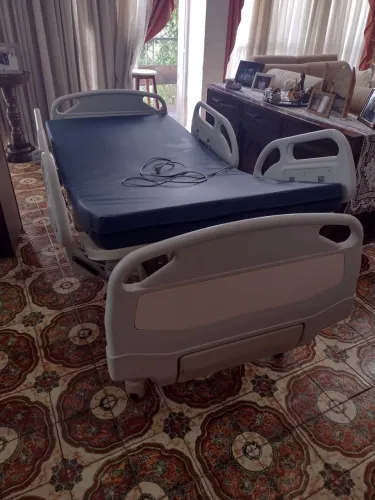 Cama hospitalar elétrica 4 movimentos