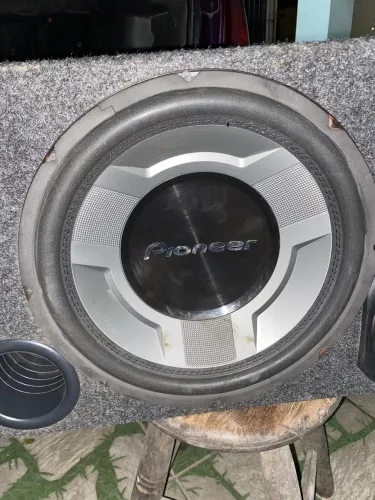 Subwoofer Pioneer 12" Original - Grave Forte e de Qualidade 
