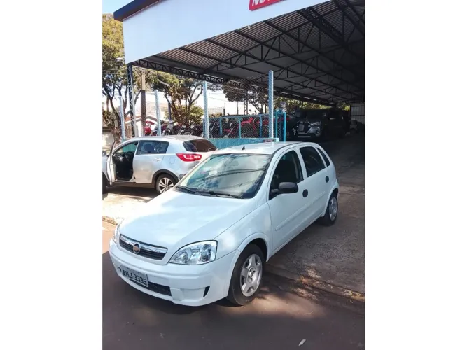 Chevrolet Corsa Hat. Maxx 1.4 8V Econoflex 5P 2012