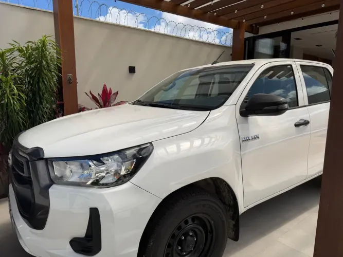 Toyota Hilux CD 4X4 2.8 Diesel Mec. 2024