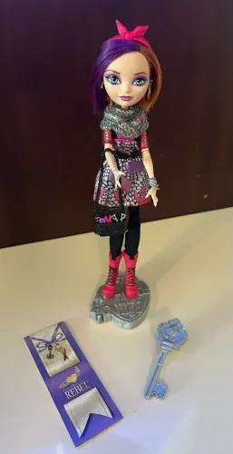 Boneca Ever After High Poppy O'Hair , wave 1