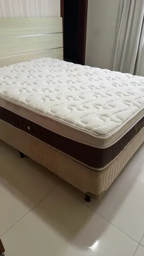 Cama box casal