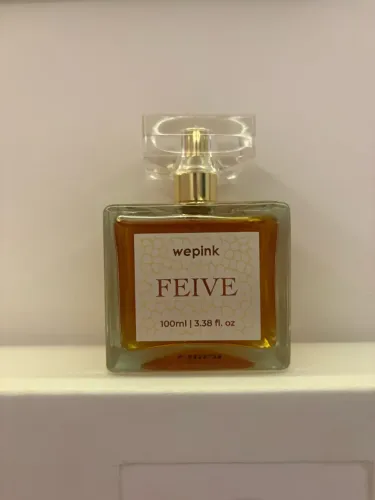 Perfume Feive wepink novo