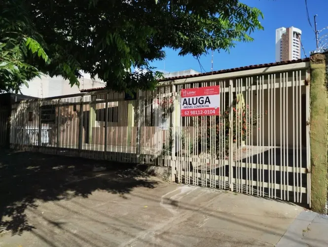 Casa Comercial em Setor Leste Universitário - Goiânia, GO