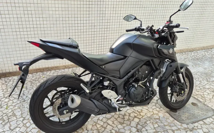 YAMAHA MT 03 IMPECÁVEL