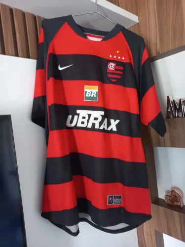 Camisa do Flamengo 2001 oficial p colecionador está praticamente nova está bem conservada