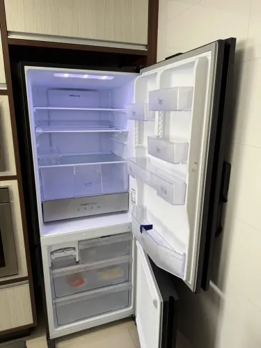 Geladeira Panassonic