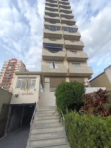 Alugo apartamento no Ed. Tupinambás
