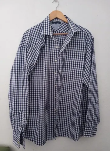 Camisas Tommy, Dudalina 