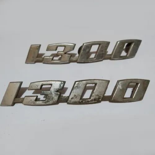 Emblemas 1300