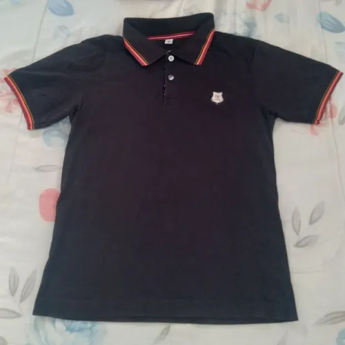 Camisa infantil preta veste 10 a 12 anos