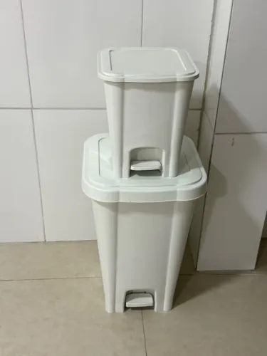 Jogo de lixeiras