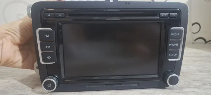 Vendo rádio original wolkswagen Jetta 2014