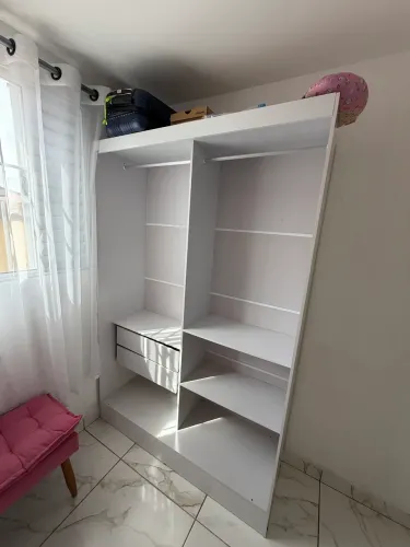 Guarda roupa estilo closet