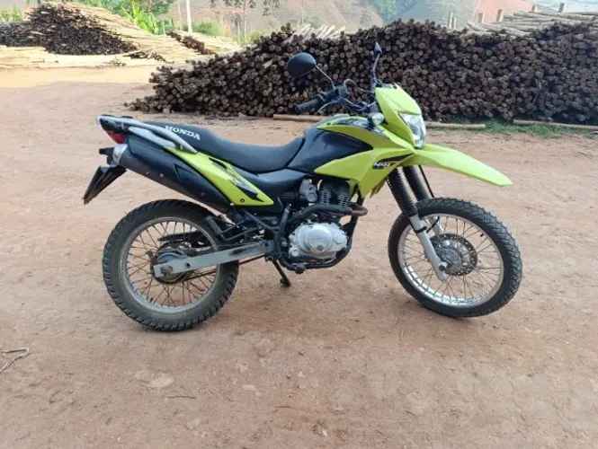 Nxr Bros 150