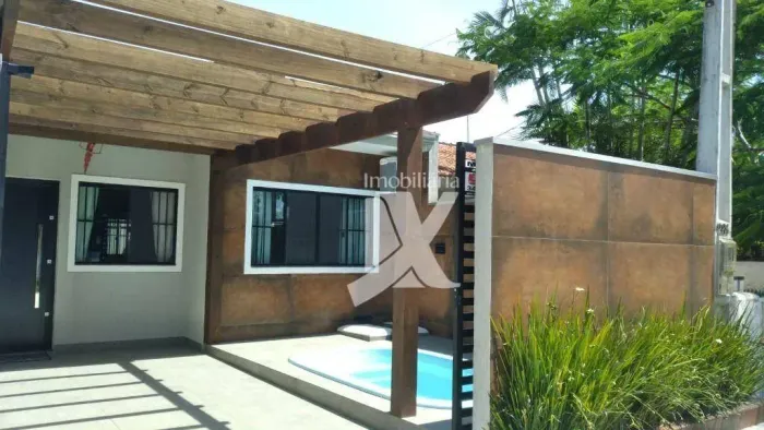 Casa com ar e piscina + 2 dorm. para alugar, 70 m² por R$ 700/dia - Balneário Pontal do Su