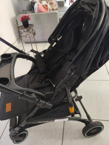Carrinho Passeio Bebê Alça Reversível Preto Maxi Baby