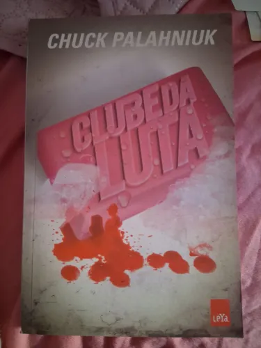 Livro "Clube da Luta", de Chuck Palahniuk (Edição econômica)