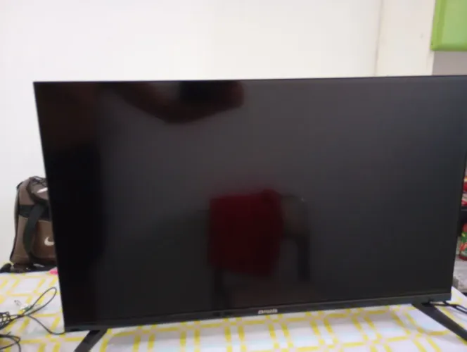 TV android AIWA Perfeita e Nova com nota fiscal!!