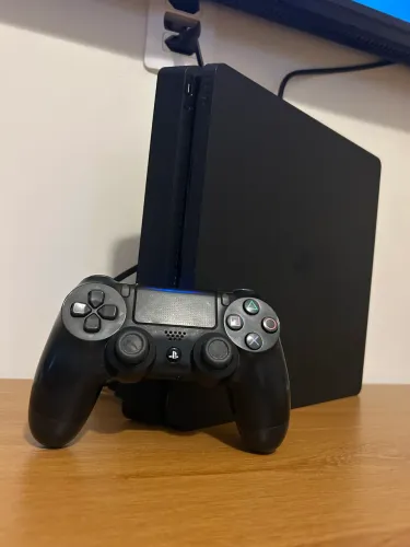 PlayStation 4 Slim 1tb ps4