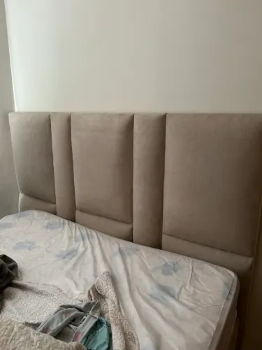 Cabeceira enorme e fofa