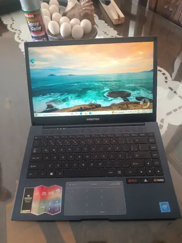 Vendo notebook semi-novo, descrição detalhada está nas fotos a partir das foto 3