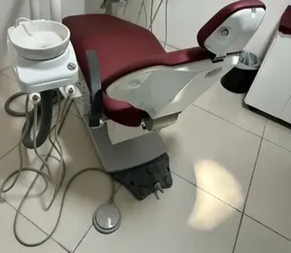 CADEIRA ODONTOLÓGICA SEMINOVA
