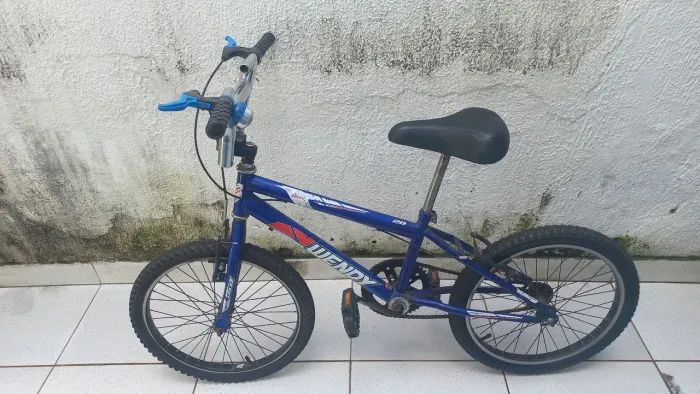 Bicicleta com rodinhas