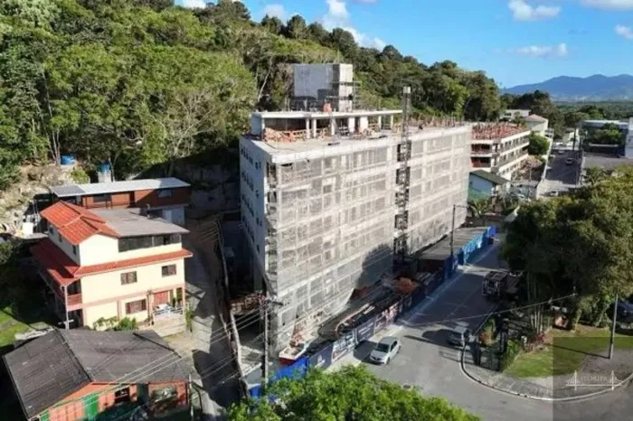 Apartamento com 2 dormitórios à venda, 75 m² por R$ 1.200.000,00 - Jurerê - Florianópolis/