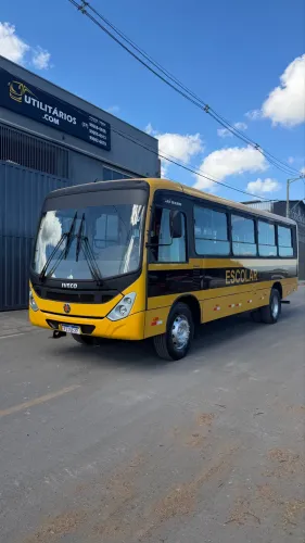 Ônibus Iveco GranClass Escolar