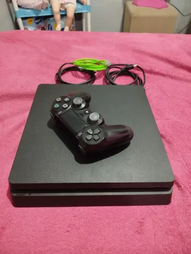 PS4 slim desbloquea....