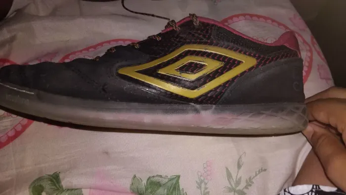 Chuteira pro challenge Umbro