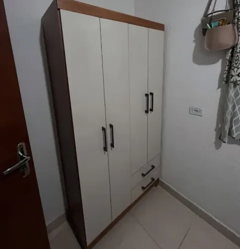 Promoção Guarda Roupa Marrom - 15/06/2026
