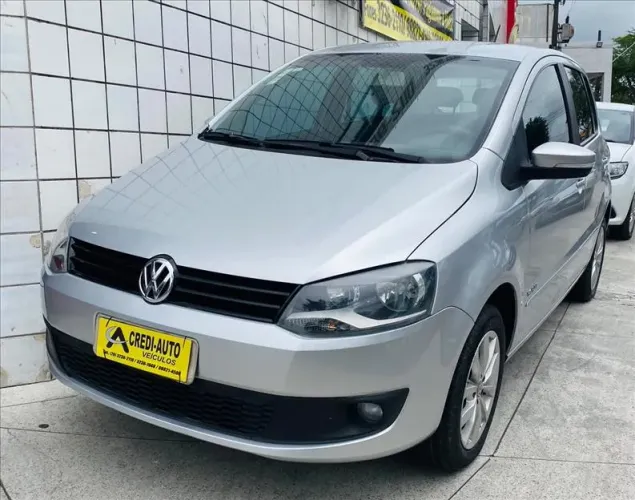 Volkswagen Fox 1.6 MSI Highline 16V Flex 4P Manual. 2014