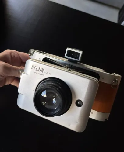 [VENDO] Câmera Analógica Lomography Belair X 6-12 Jetsetter Edition - Completo na Caixa