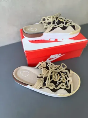 Chinelo Nike off-line 2.0