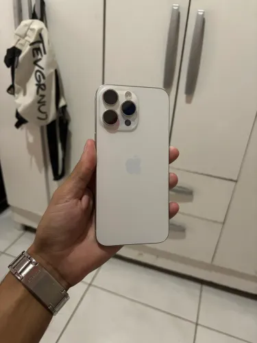 Iphone 15 pro max 256gb extra novo
