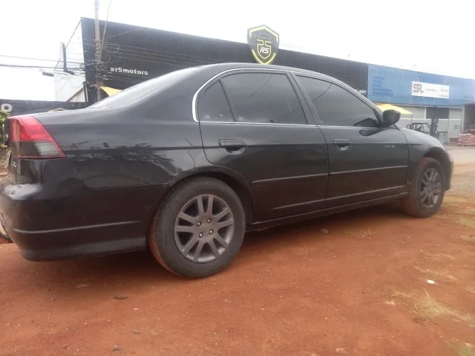 Honda Civic Sedan LX 1.7 16V 115cv Mec. 4P 2005