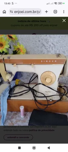 Máquina de costura Singer 247 com transformador