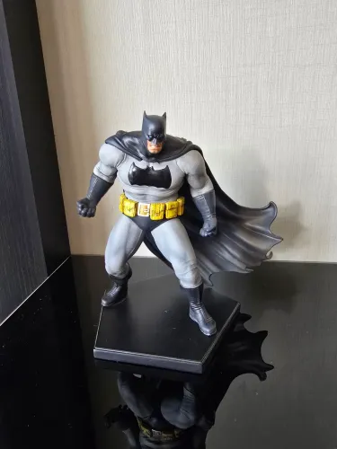 Batman Hush 1/10 Iron Studios
