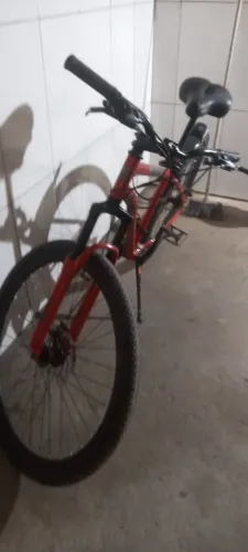 Bicicleta semi nova