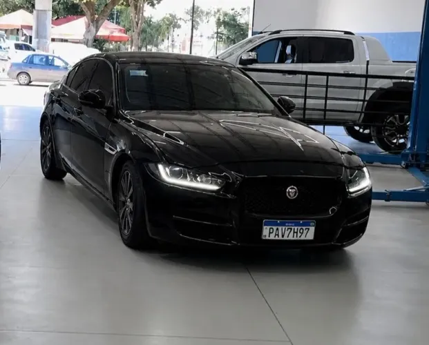 Jaguar XE 2.0 Turbocharged Pure 240cv Aut. 2017