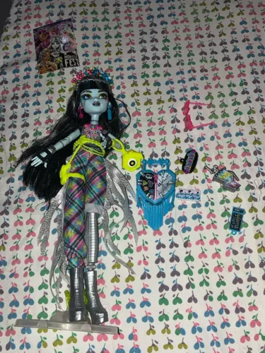 Frankie Monster Fest