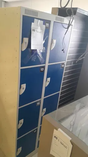 Armário Guarda-Volumes Azul | 8 Casulos com Chave | R$ 400