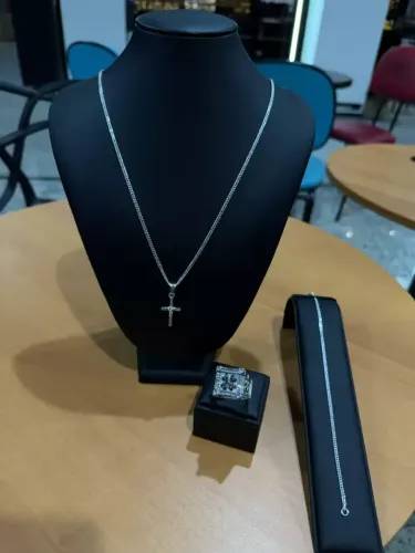Kit Essencial corrente e pulseira 2 mm com crucifixo e dedeira trevo