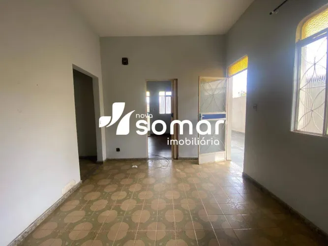 Casa para aluguel, 2 quartos, 2 vagas, Levindo de Paula Pereira - Divinopolis/MG